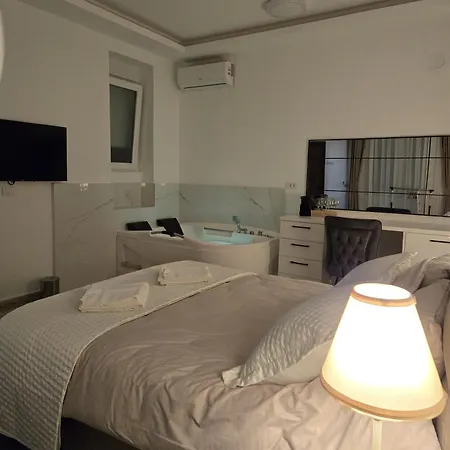 Slavija Apartment *
